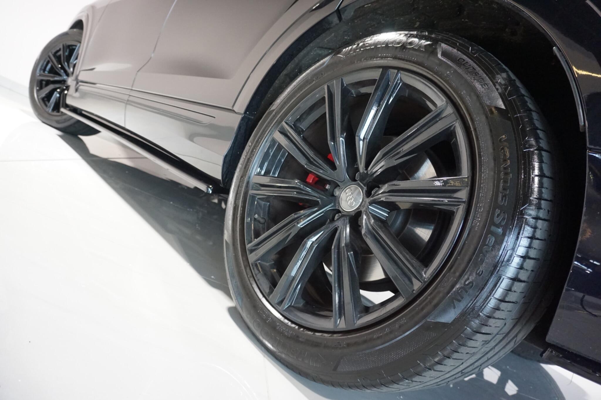 Audi Q8 3.0 TDI V6 50 S line SUV 5dr Diesel Tiptronic quattro Euro 6 (s/s) (286 ps)